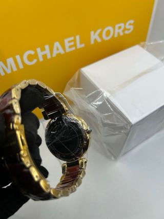 Reloj Michael Kors Dorado y Rojo