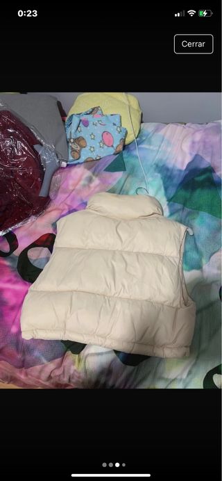 Chaleco acolchado beige