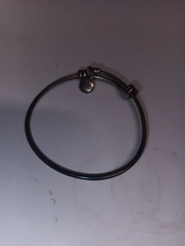 Pulsera ajustable No Ni Na plata