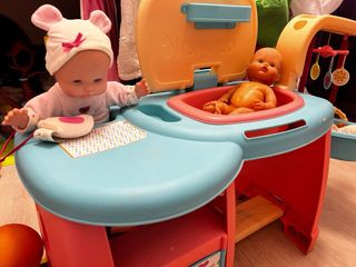 Centro de Cuidado Bebés Juguete