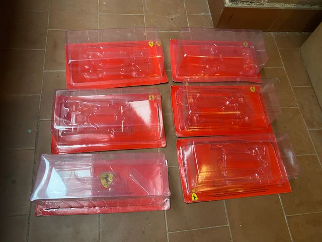 BLISTER COCHES ESCALA 1:24 F1 Y MAS EMBALAJES