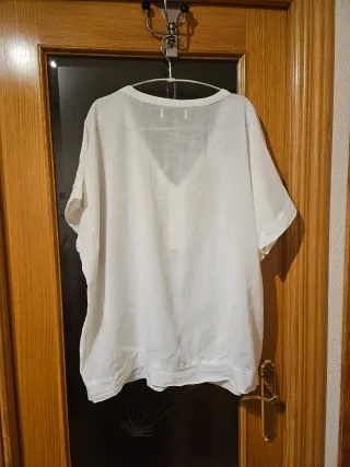 Blusa Couchel bordada talla única