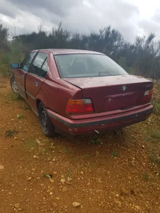 Despiece BMW E36 318td Motor en buen estado