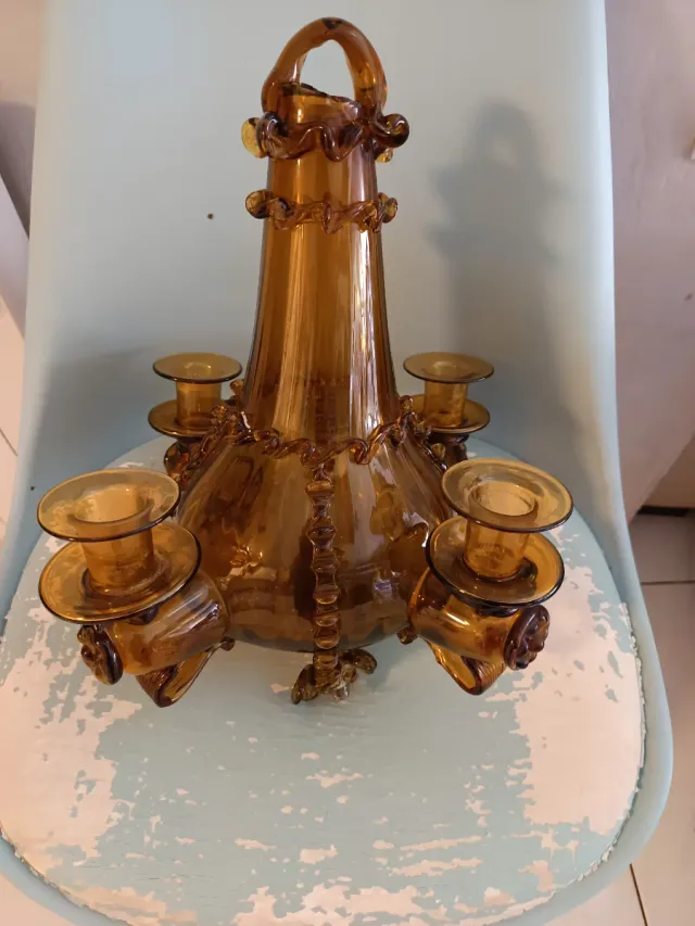 Antica lampada mallorchina in vetro soffiato ambra