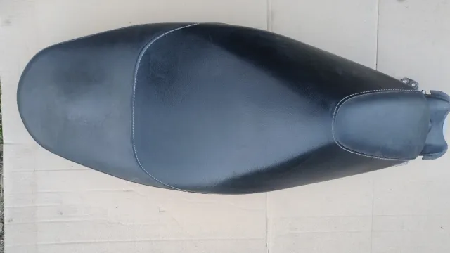 Asiento Yamaha NMAX 125-250 con soporte año 2020