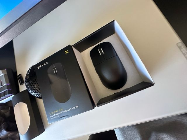 Ratón Inalámbrico VXE R1 PRO negro