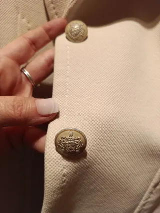 Americana Zara Woman Talla L Beige