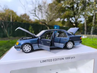 Mercedes 500E W124 - Norev 1:18