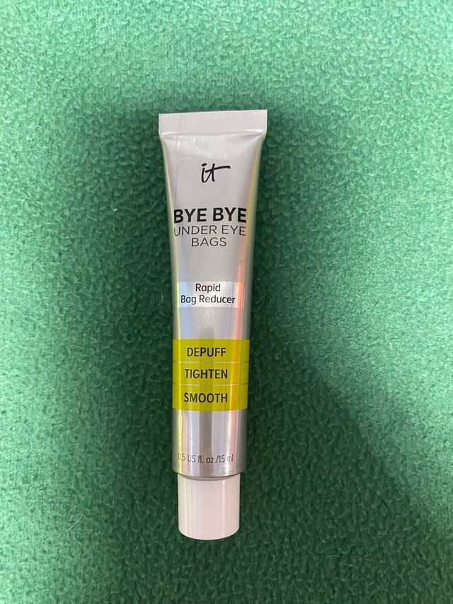 IT Cosmetics Bye Bye Under Eye Bags