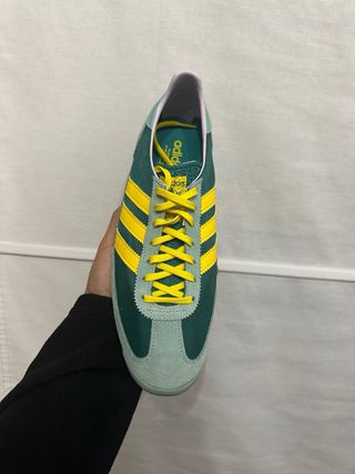 Zapatillas Adidas Verde y Amarillo