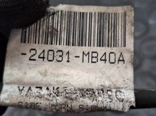 Piloto lateral nissan 24031mb40a cabstar 104765