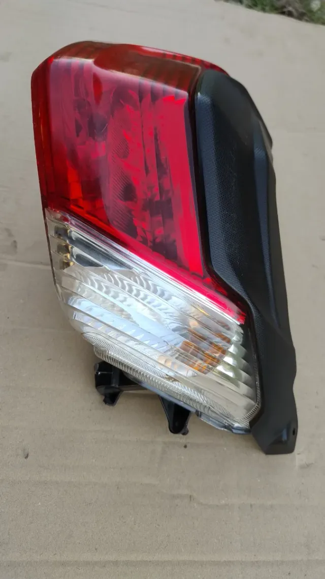 Piloto Trasero Yamaha N-MAX 125/150 Año 2