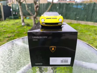 Lamborghini Miura P400 SV - Kyosho 1:18