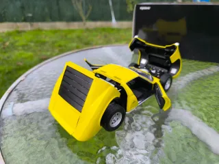 Lamborghini Miura P400 SV - Kyosho 1:18