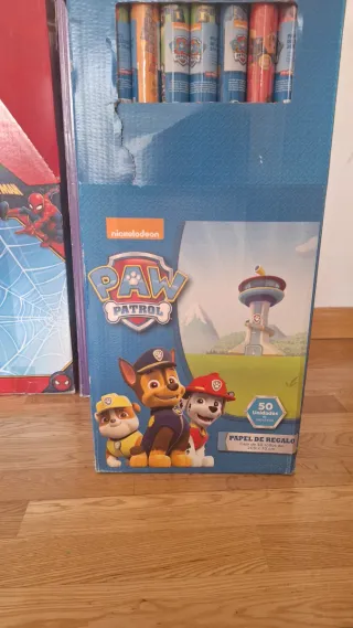 Caja de Rollos Papel Regalo