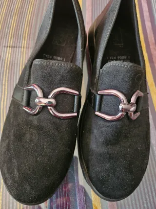 Scarpe nere da donna con fibbia