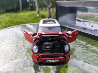 Mini Cooper S F56 - Norev 1:18