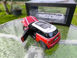 Mini Cooper S F56 - Norev 1:18