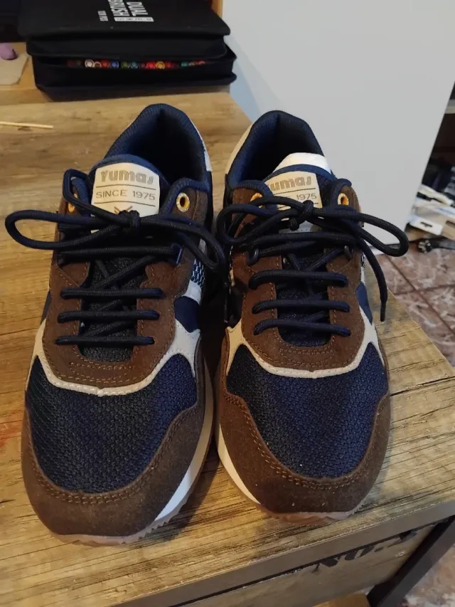 Zapatillas Yumas Marrones y Azules