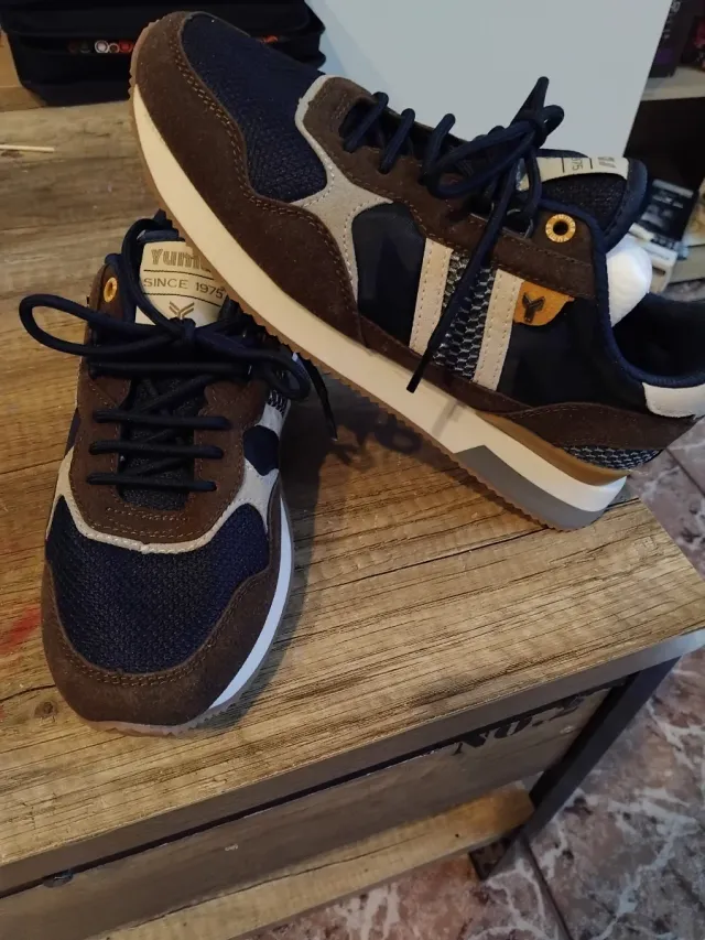 Zapatillas Yumas Marrones y Azules