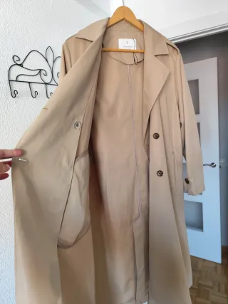 Gabardina trench Stradivarius beige L