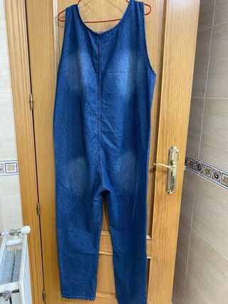 Peto vaquero con flores