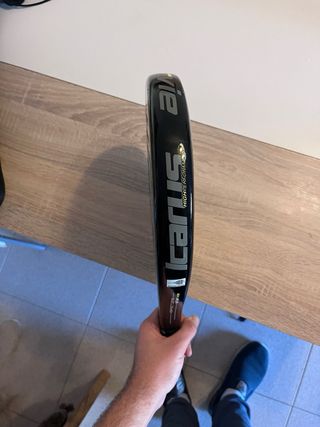 Pala de pádel StarVie Icarus