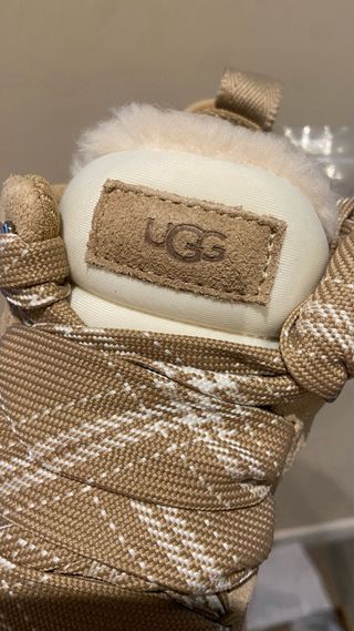 UGG Lowmel Marrón / Sand Talla 37 Mujer
