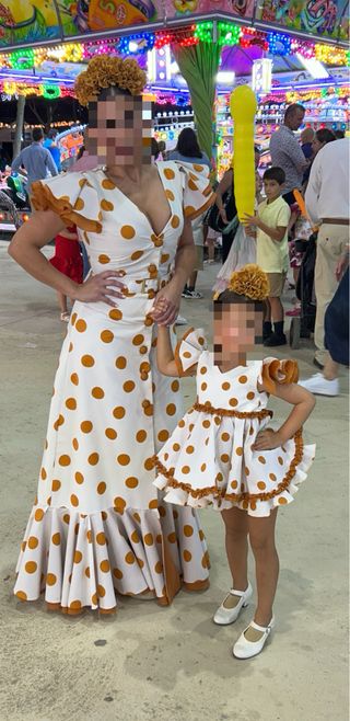 Traje Flamenca Madre e Hija talla 36/38 y niña 4/5
