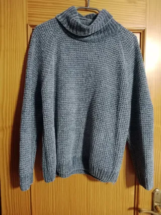 Jersey gris cuello alto mujer