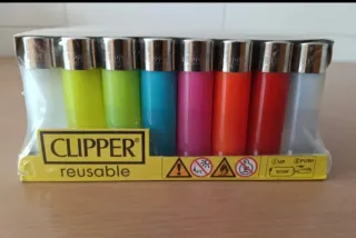 24 accendini Clipper Pocket (0.25 ciascuno)