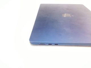 portatil apple apple macbook air m4 10-core 4.4 15 (10gpu) (2025) (a3241)