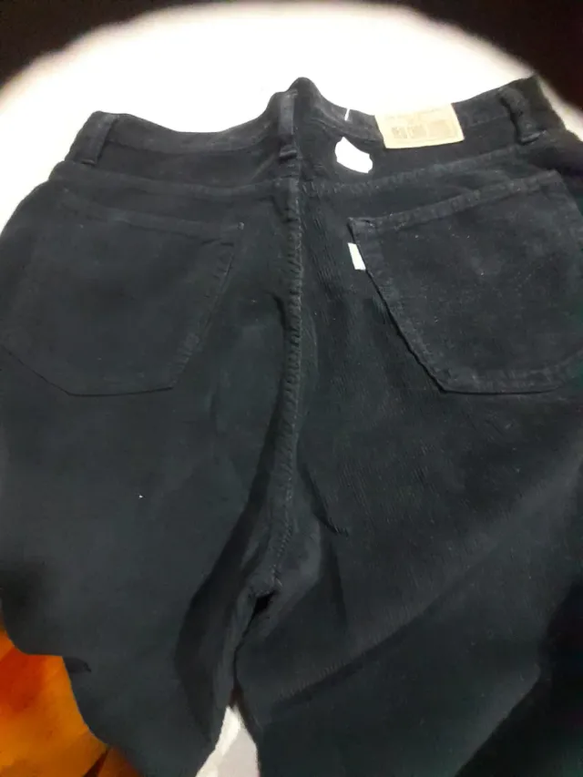 Pantalón pana tipo vaquero negro unisex