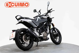 HUSQVARNA SVARTPILEN 125