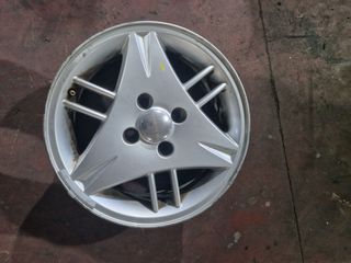 JUEGO LLANTAS FORD ESCORT BERL./TURNIER