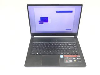 pc portatil msi ms-16q2