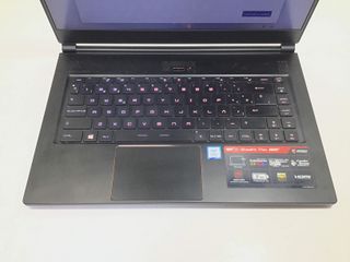 pc portatil msi ms-16q2