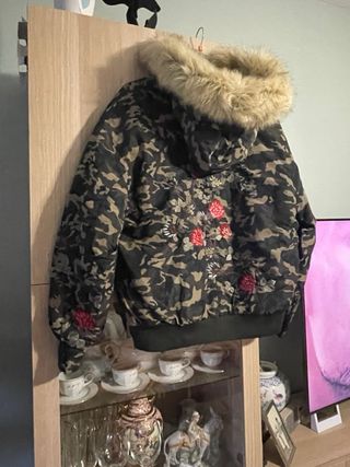 Chaqueta Zara Camuflaje Flores