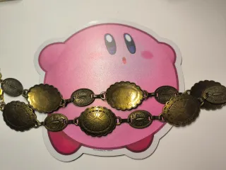 Cinturón de bisutería dorado y marrón