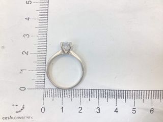 sortija oro 18k con diamante de laboratorio