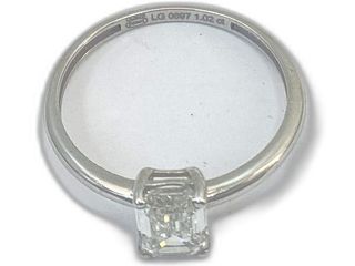 sortija oro 18k con diamante de laboratorio