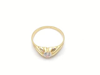 anillo oro 18k con piedra con circonita