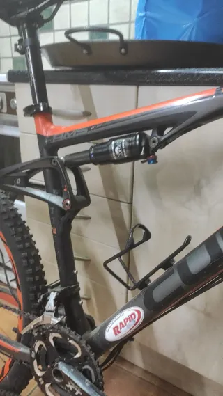 Bicicleta Cube Doble Suspensión