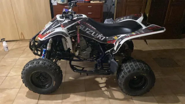 Suzuki LTZ 400 Quad