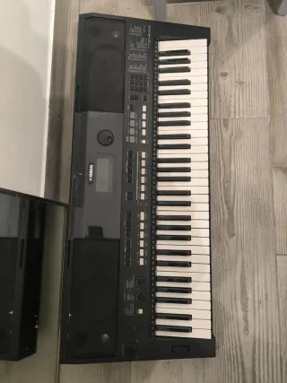 Teclado Yamaha PSR E433