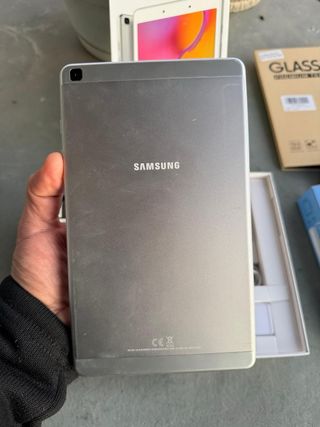 Samsung Galaxy Tab A + Accesorios