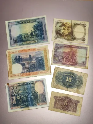 Lote 7 Billetes antiguos de 100, 50, 25 10 y 5 Pts