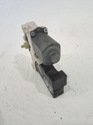 MOTOR ELEVALUNAS DELANTERO DERECHO PEUGEOT 407 COUPE