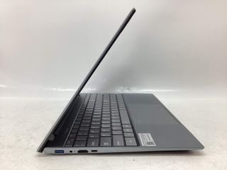 pc portatil boccni 1566