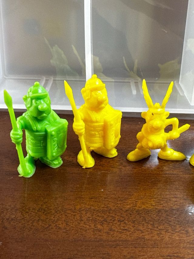Figuras Asterix y Obelix tipo Dunkin años 80